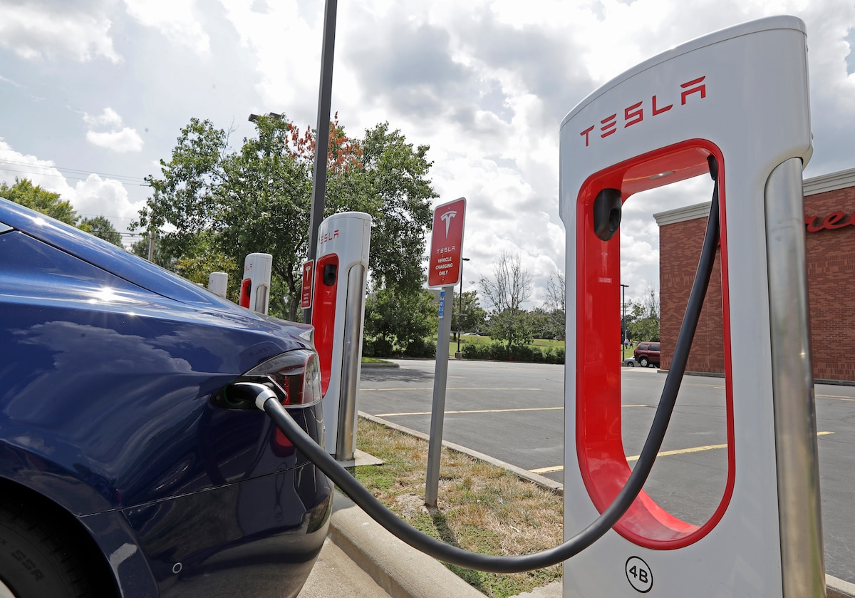 Can Tesla’s Run On Gas