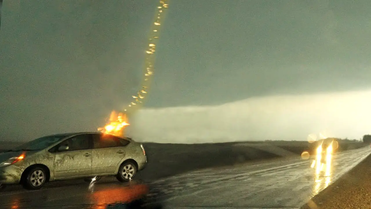 Can You Get Struck By Lightning In A Car
