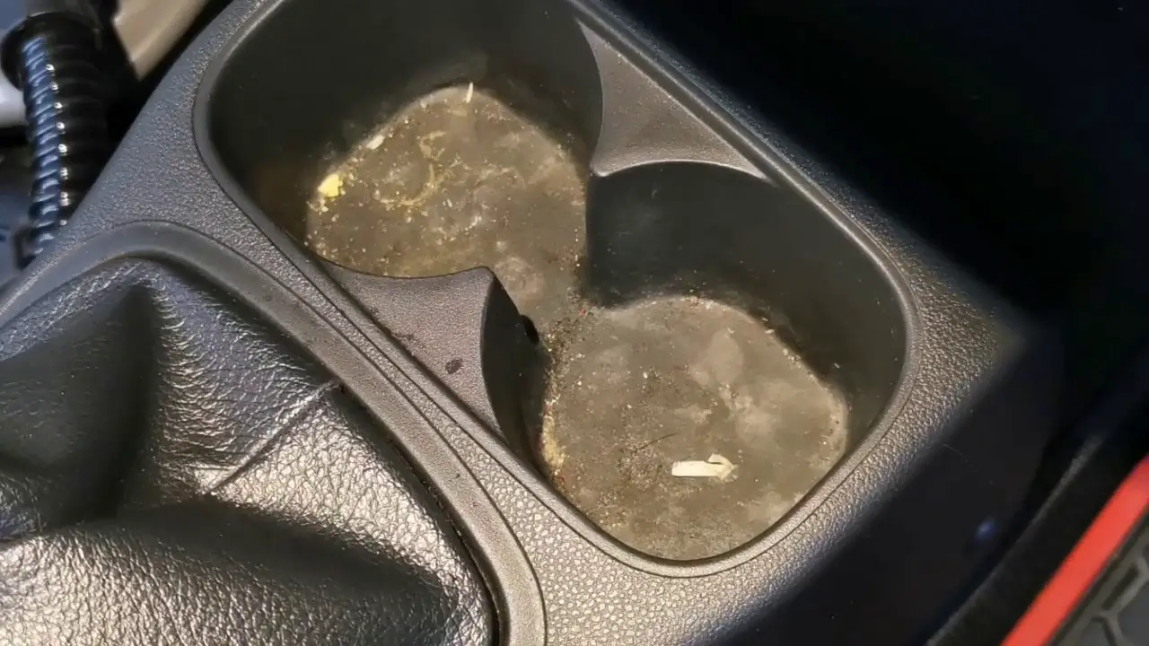 How To Clean Cup Holders In Car
