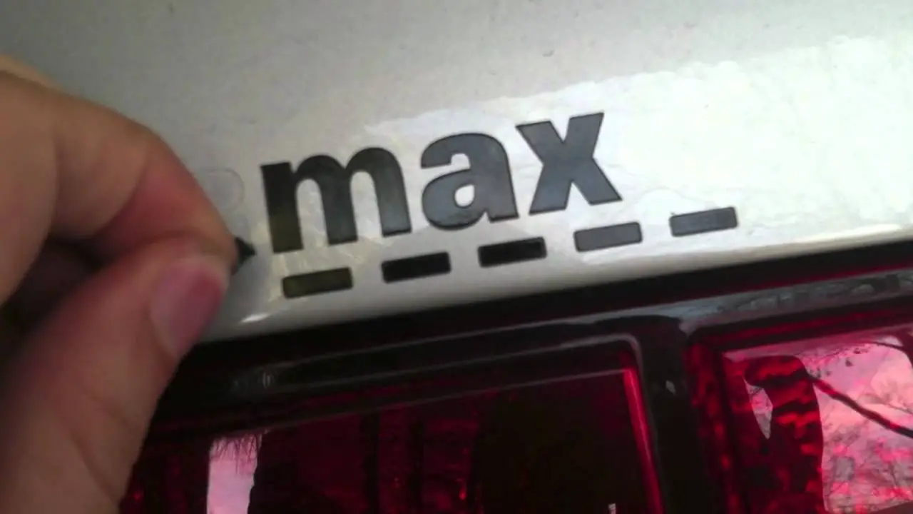 How To Get Carmax Sticker Off Car